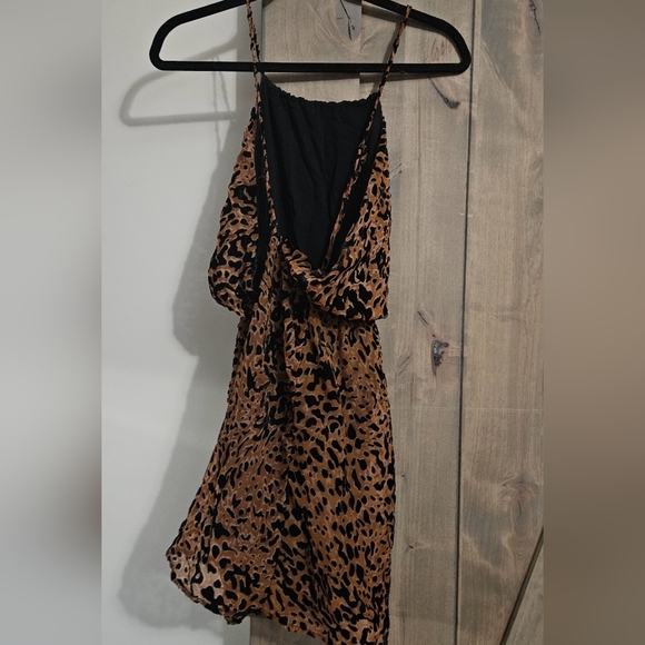LULU'S Intention Brown Leopard Burnout Velvet Print Dress. Size medium - Picture 10 of 13